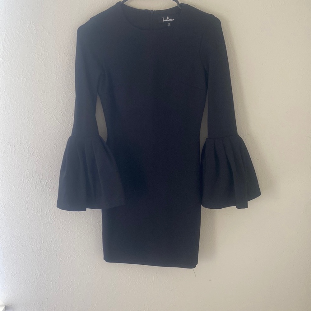 Lulus black dress with flare sleeves